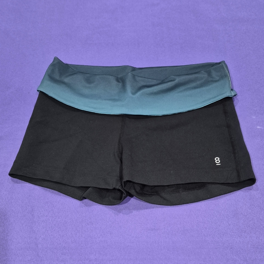 *NWT*(PH8)Bebe Sport Black/Ombre Green Foldover Shorts -